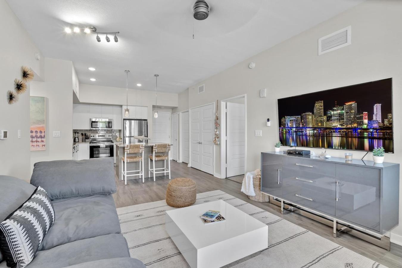 Cozy Retreat 2 Bedroom Hideaway Moments From The Sand Boynton Beach Extérieur photo