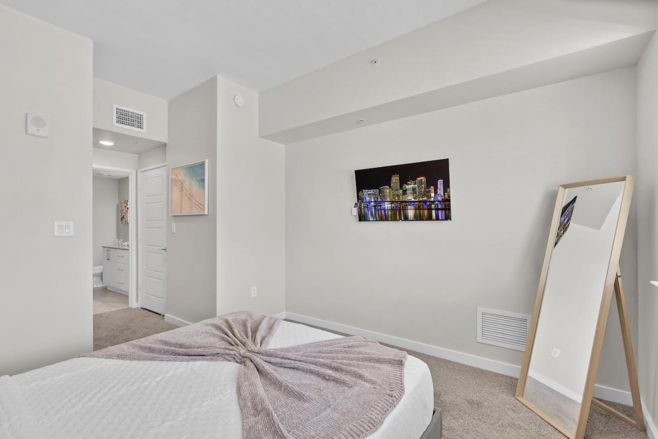 Cozy Retreat 2 Bedroom Hideaway Moments From The Sand Boynton Beach Extérieur photo